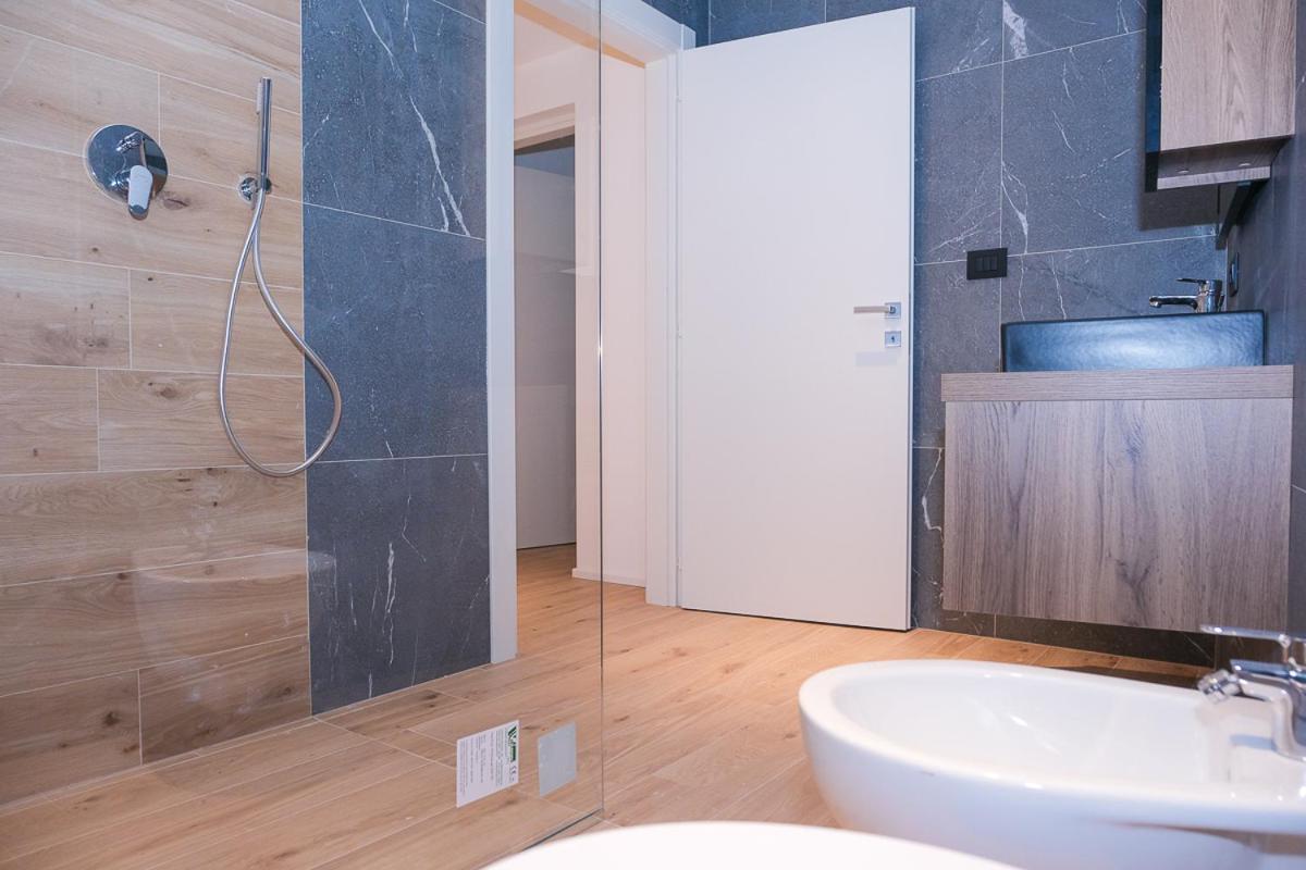 Nuovo Residence Al Lago - Levico Левико-Терме Экстерьер фото